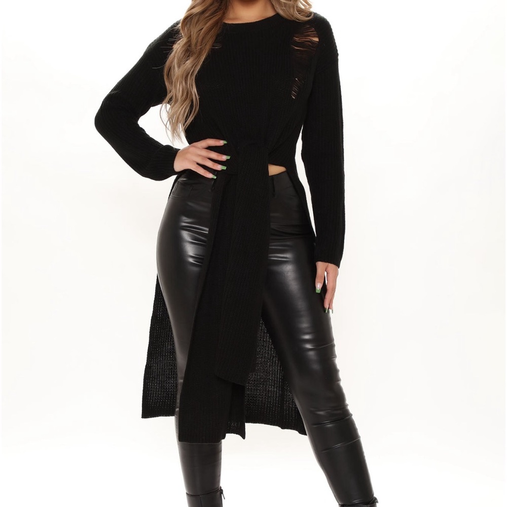 Tie front SWEATER